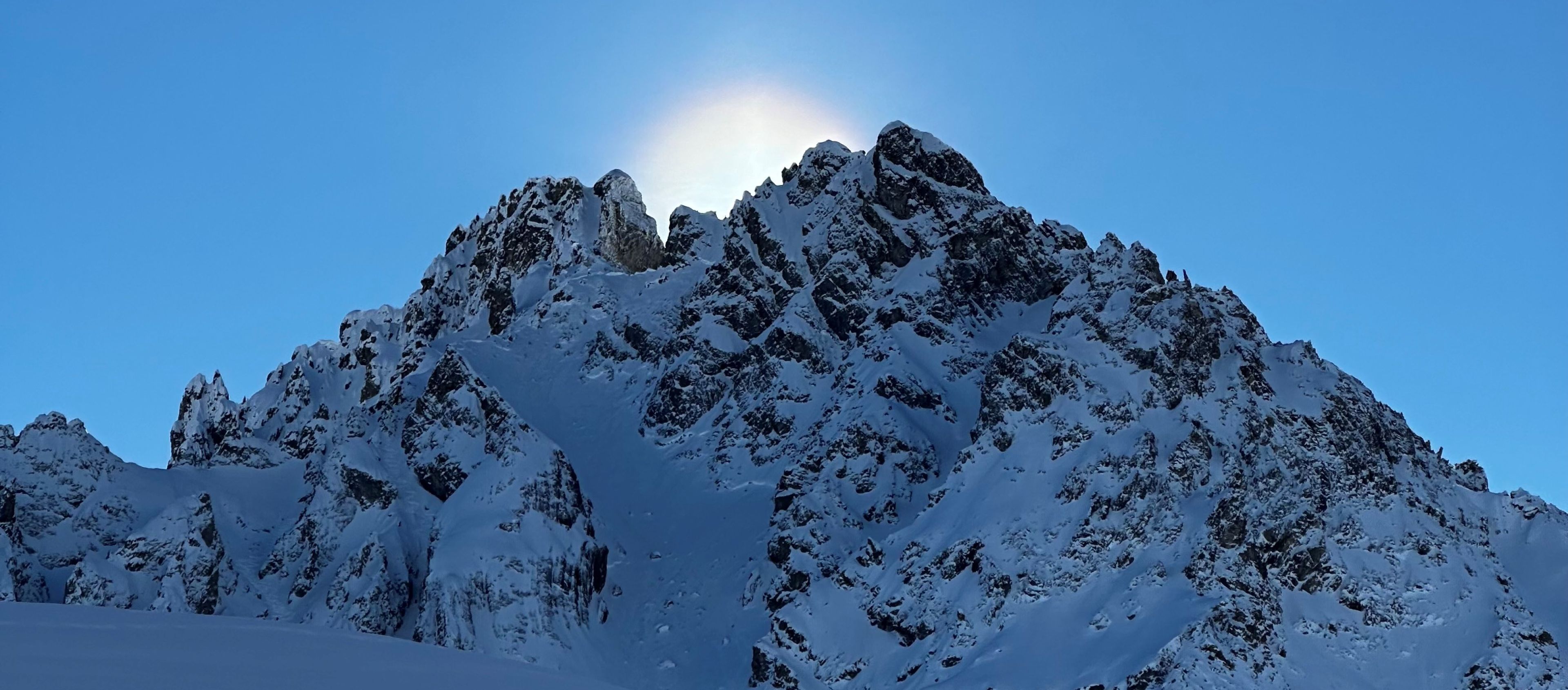 Montagne enneigée