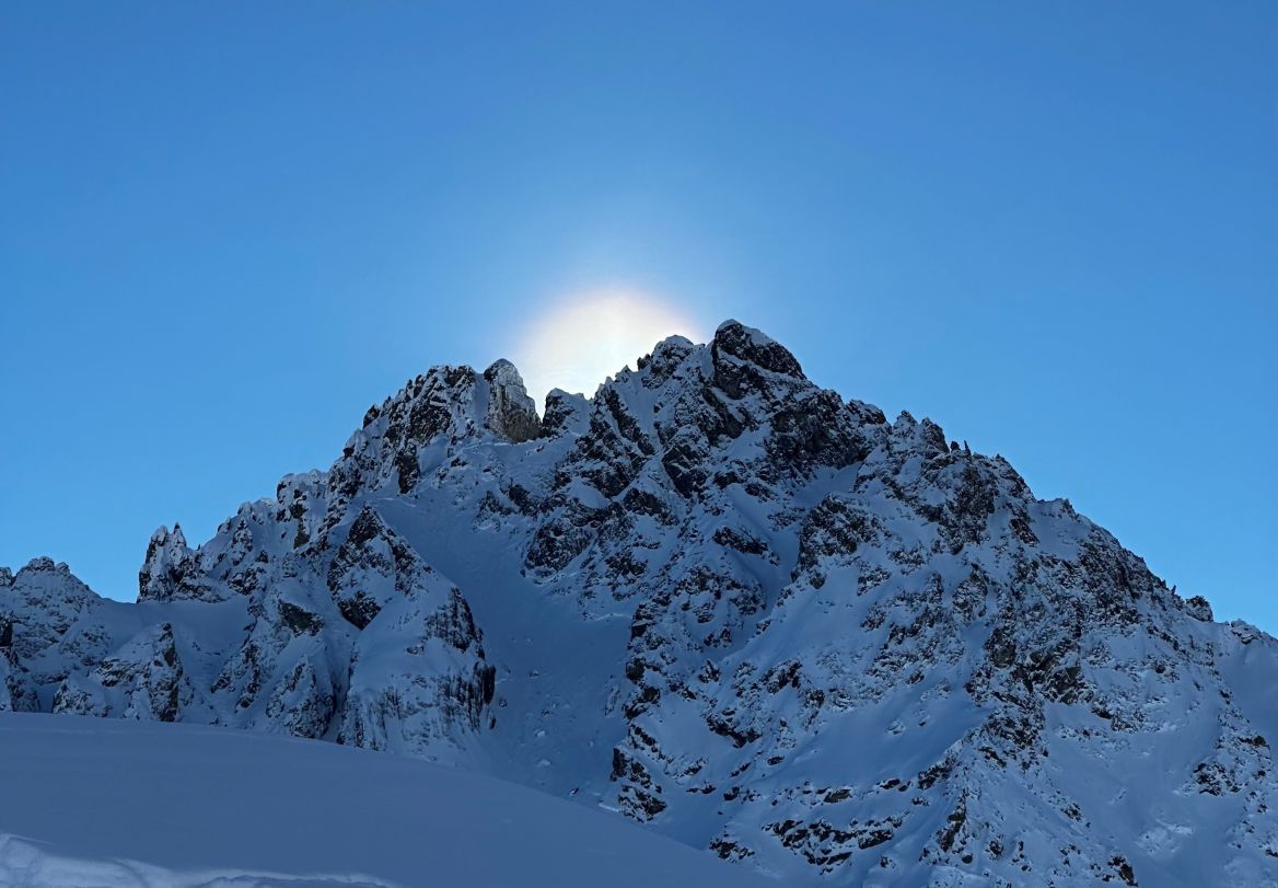 Montagne enneigée